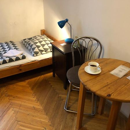 Hostel Bemma - Ozonowane Pokoje Wroclaw Bagian luar foto