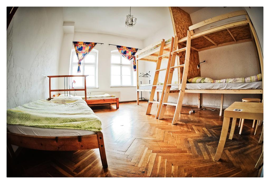 Hostel Bemma - Ozonowane Pokoje Wroclaw Bagian luar foto