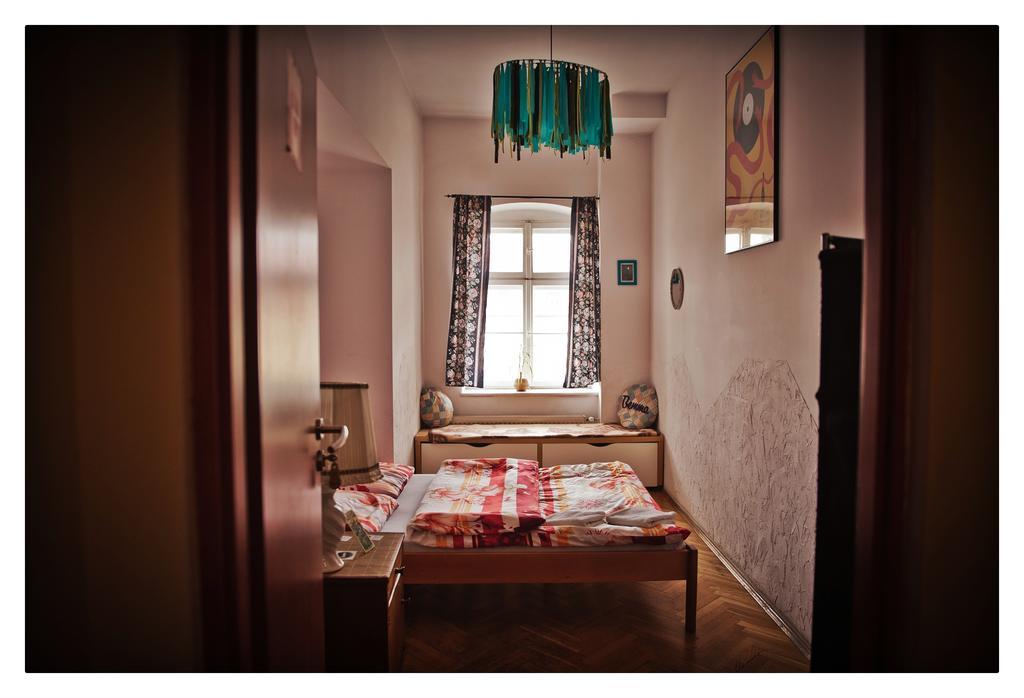 Hostel Bemma - Ozonowane Pokoje Wroclaw Bagian luar foto