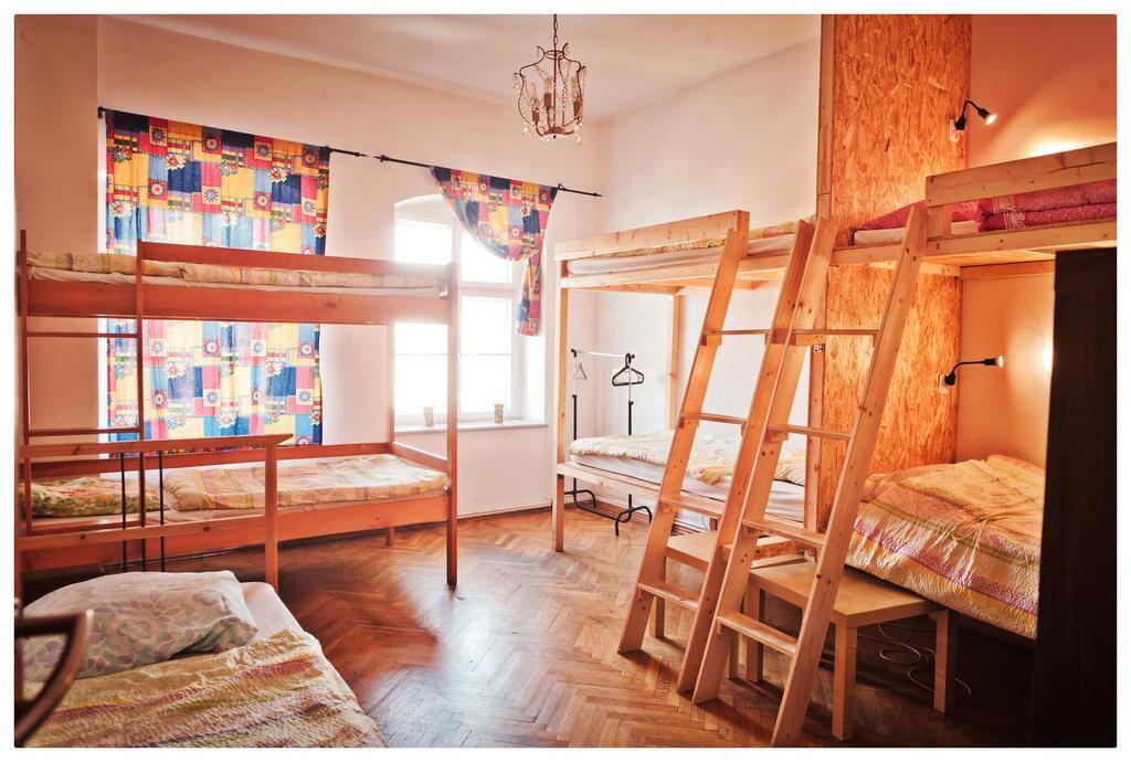 Hostel Bemma - Ozonowane Pokoje Wroclaw Bagian luar foto