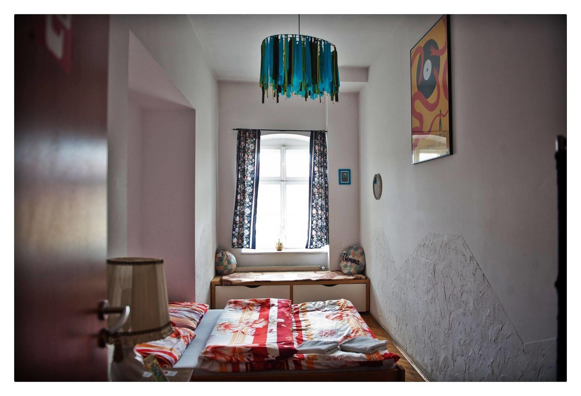 Hostel Bemma - Ozonowane Pokoje Wroclaw Bagian luar foto