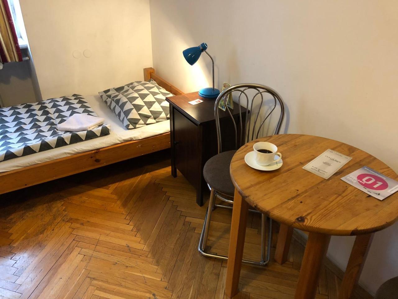 Hostel Bemma - Ozonowane Pokoje Wroclaw Bagian luar foto